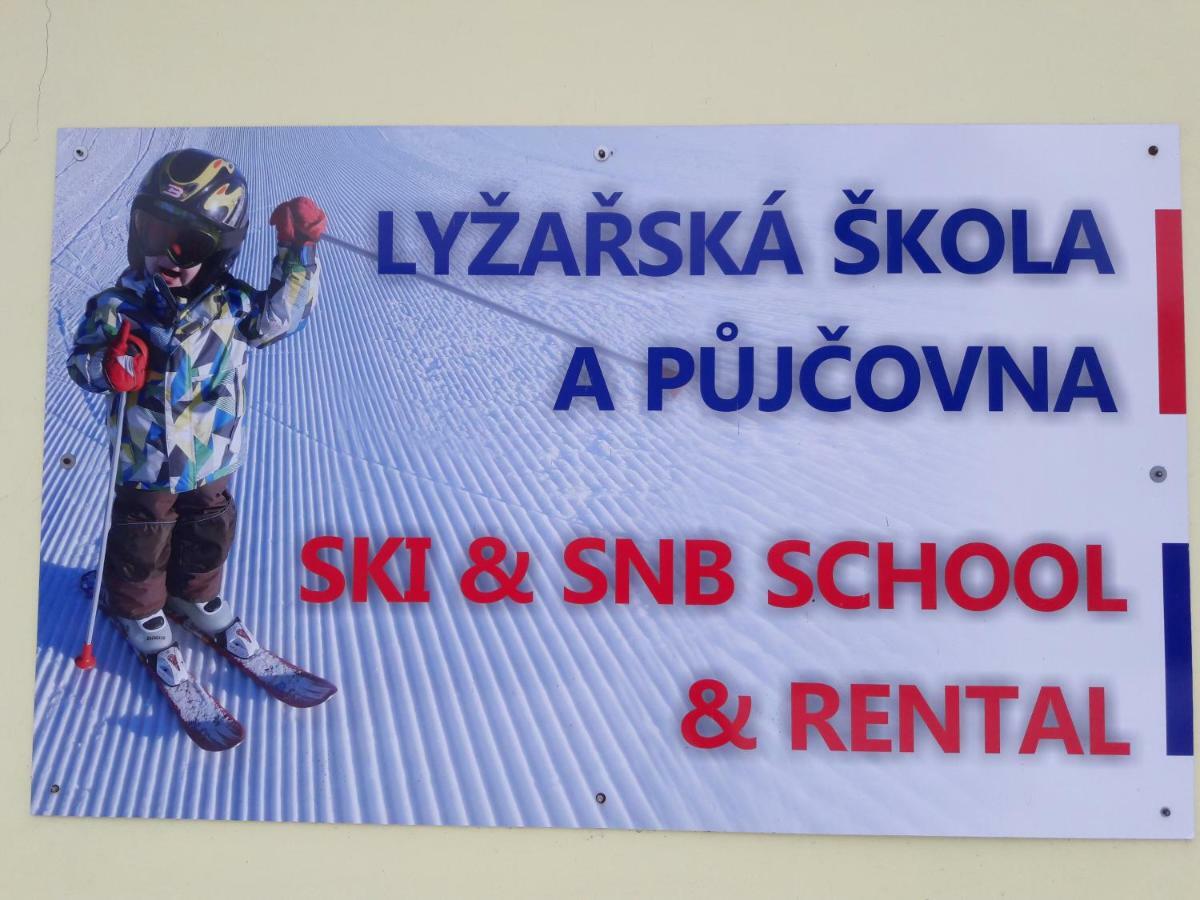 Penzion Jizerka Jablonec nad Nisou Dış mekan fotoğraf